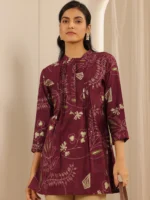 Maroon Printed Silk Blend Straight Short Kurti - Image 4